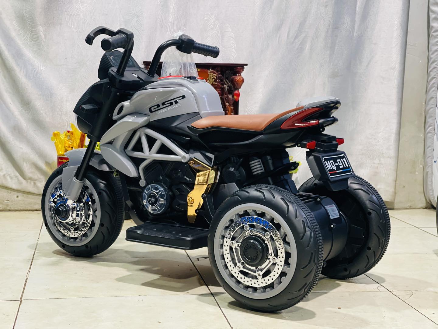 MOTOCICLETA DUCATI PARA NIÑOS