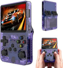 Consola portátil retro transparente morada, pantalla a color, con botones y juego de autos.